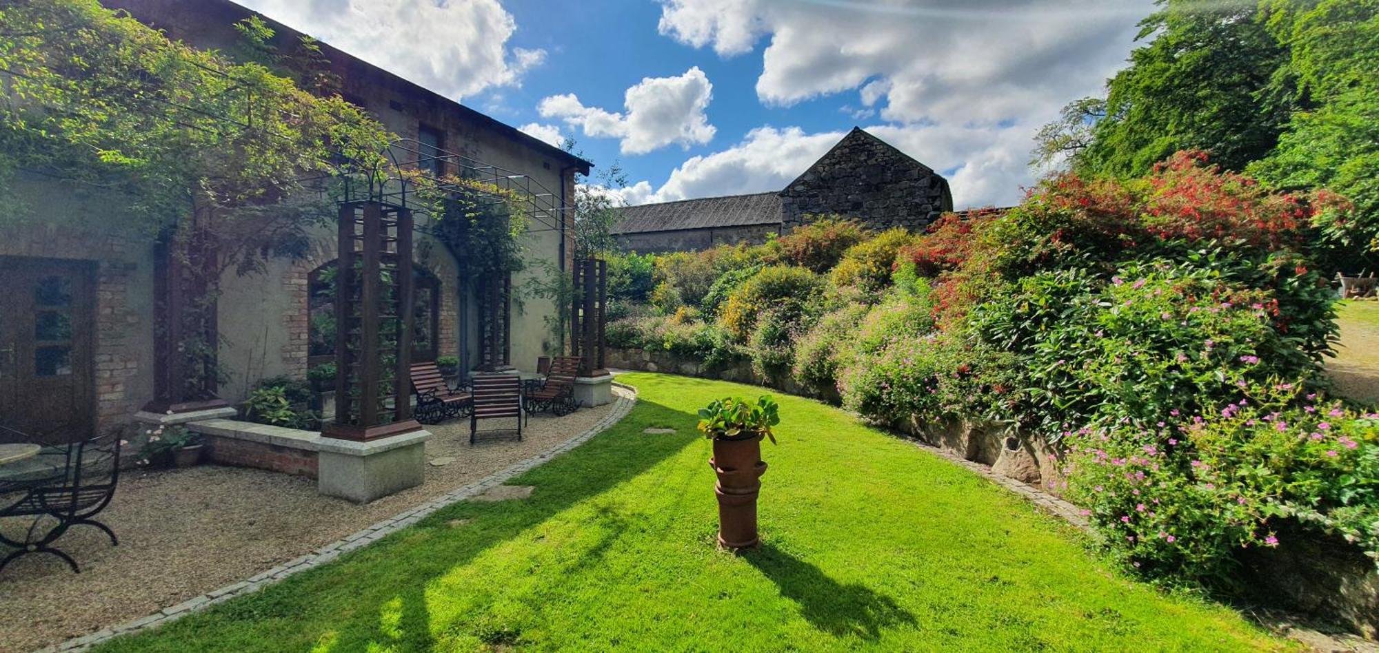 Croneybyrne Courtyard Villa Clara Eksteriør bilde